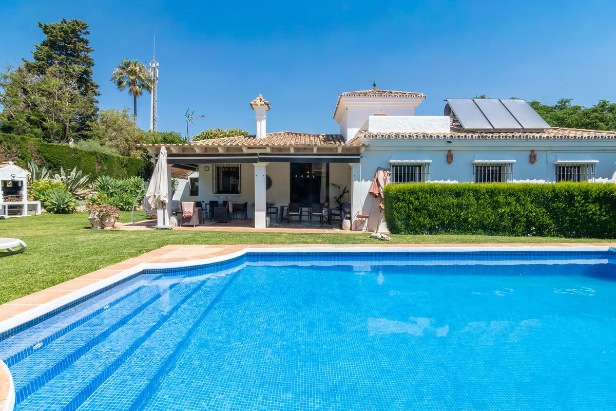 Huis te koop in Estepona | 3 slaapkamers H5423248