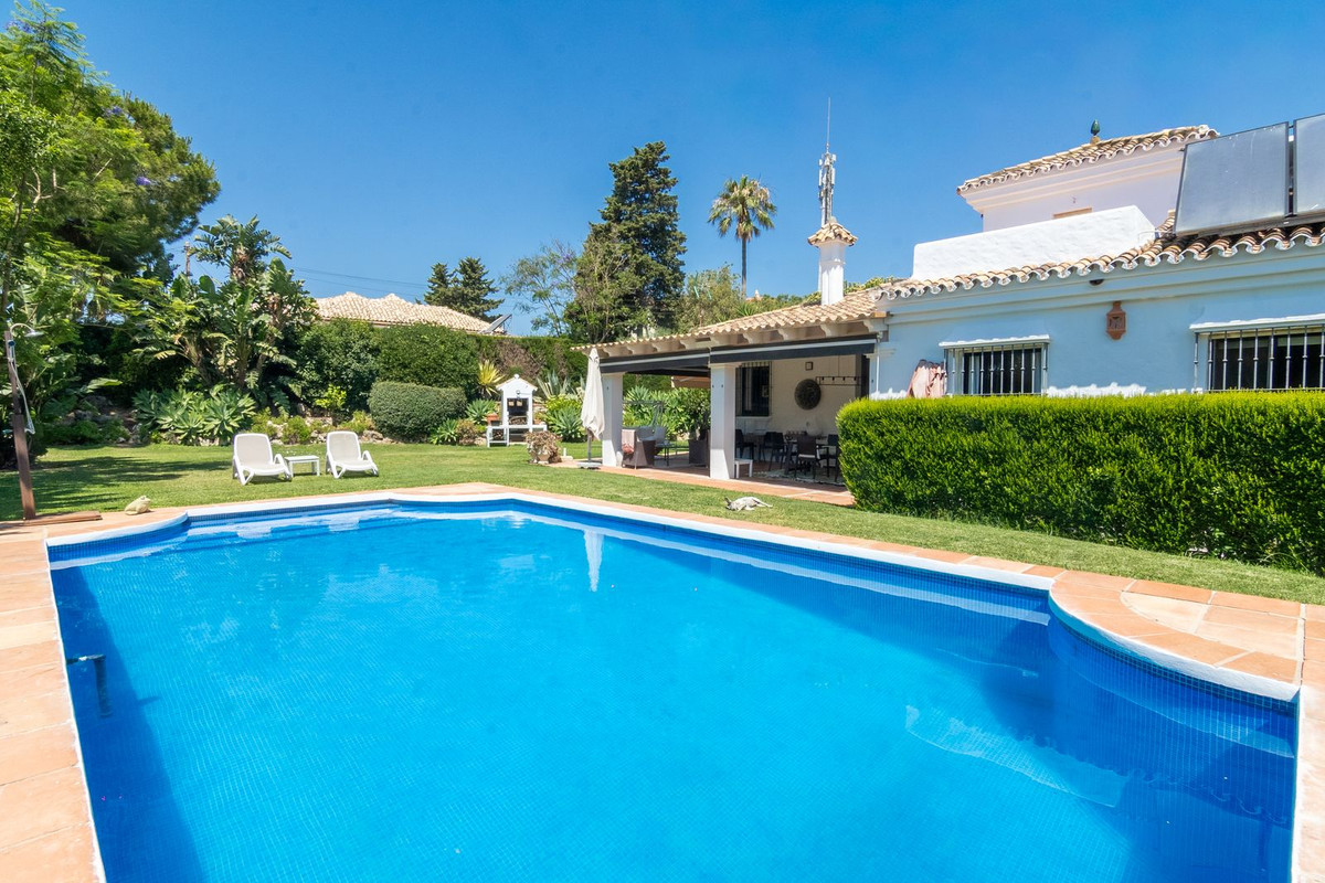 Huis te koop in Estepona | 3 slaapkamers H5423248