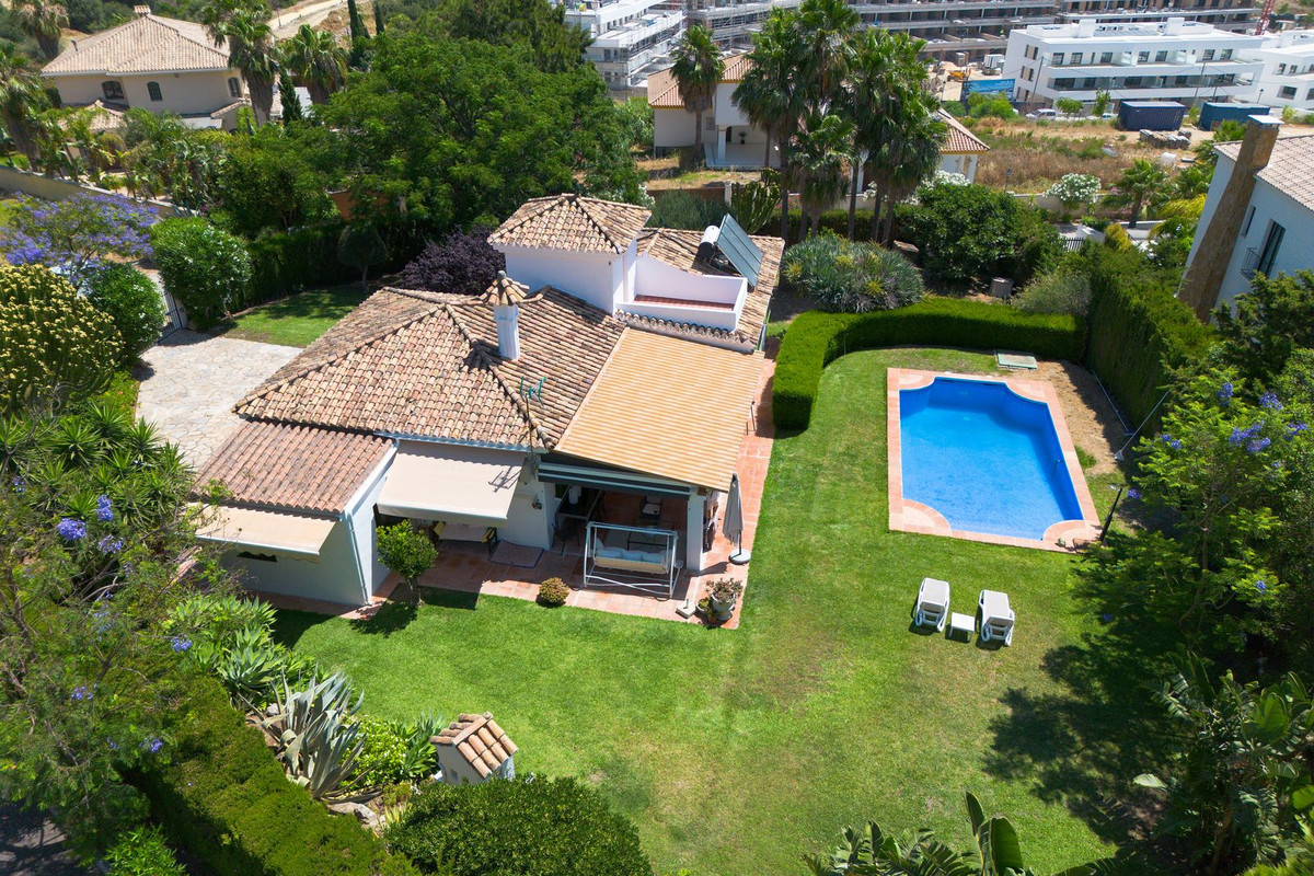 Huis te koop in Estepona | 3 slaapkamers H5423248