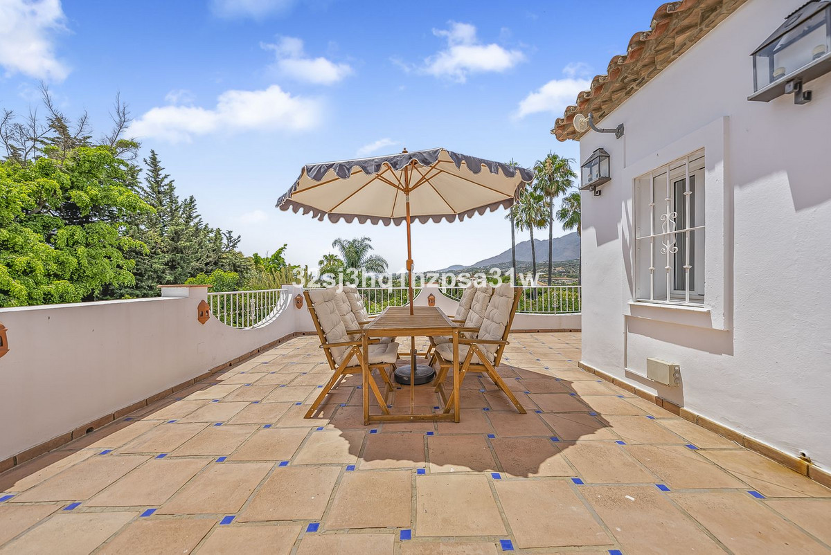 Huis te koop in Estepona | 6 slaapkamers H5423617