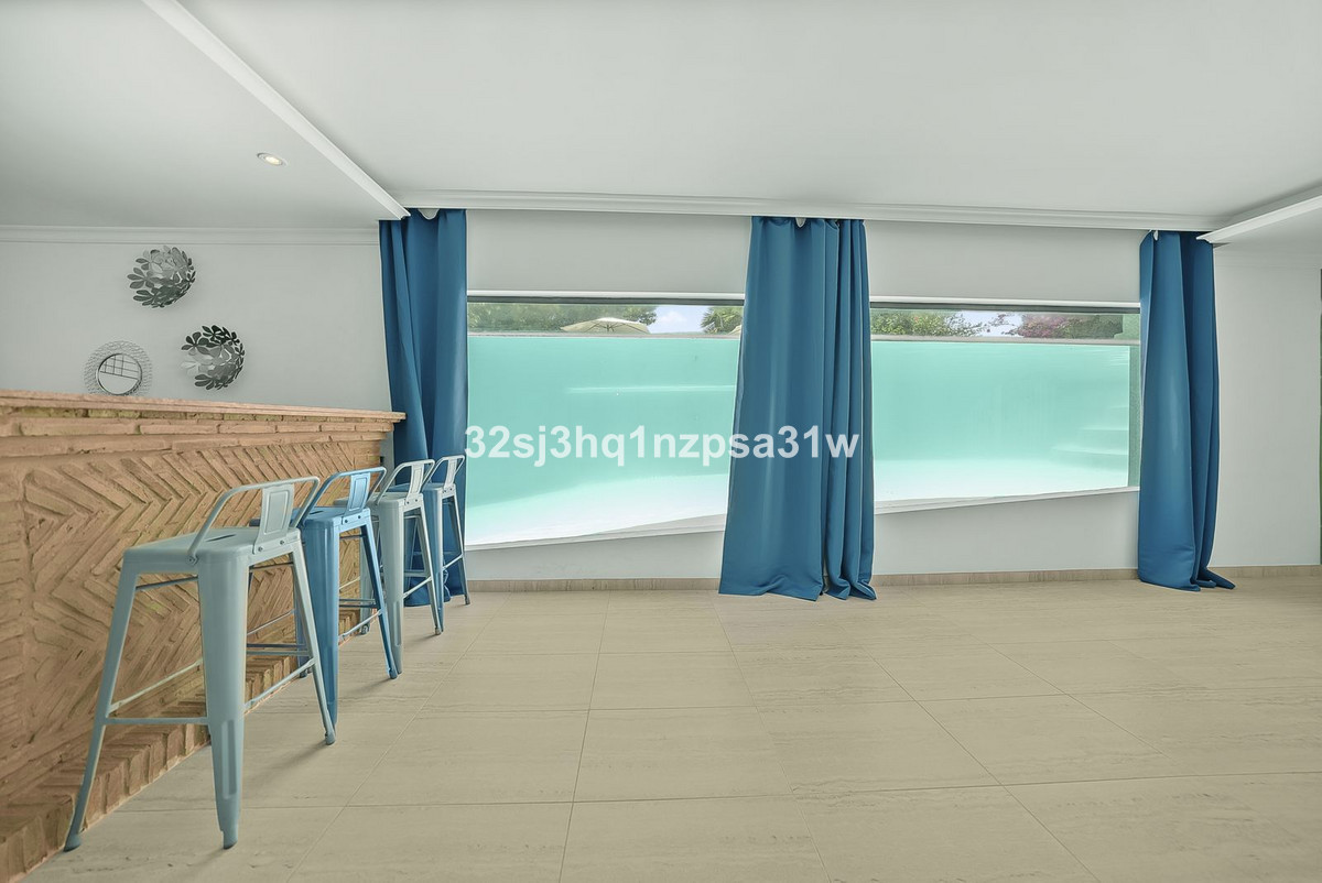 Huis te koop in Estepona | 6 slaapkamers H5423617