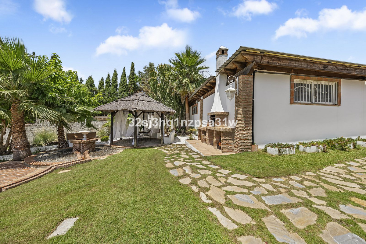 Huis te koop in Estepona | 6 slaapkamers H5423617