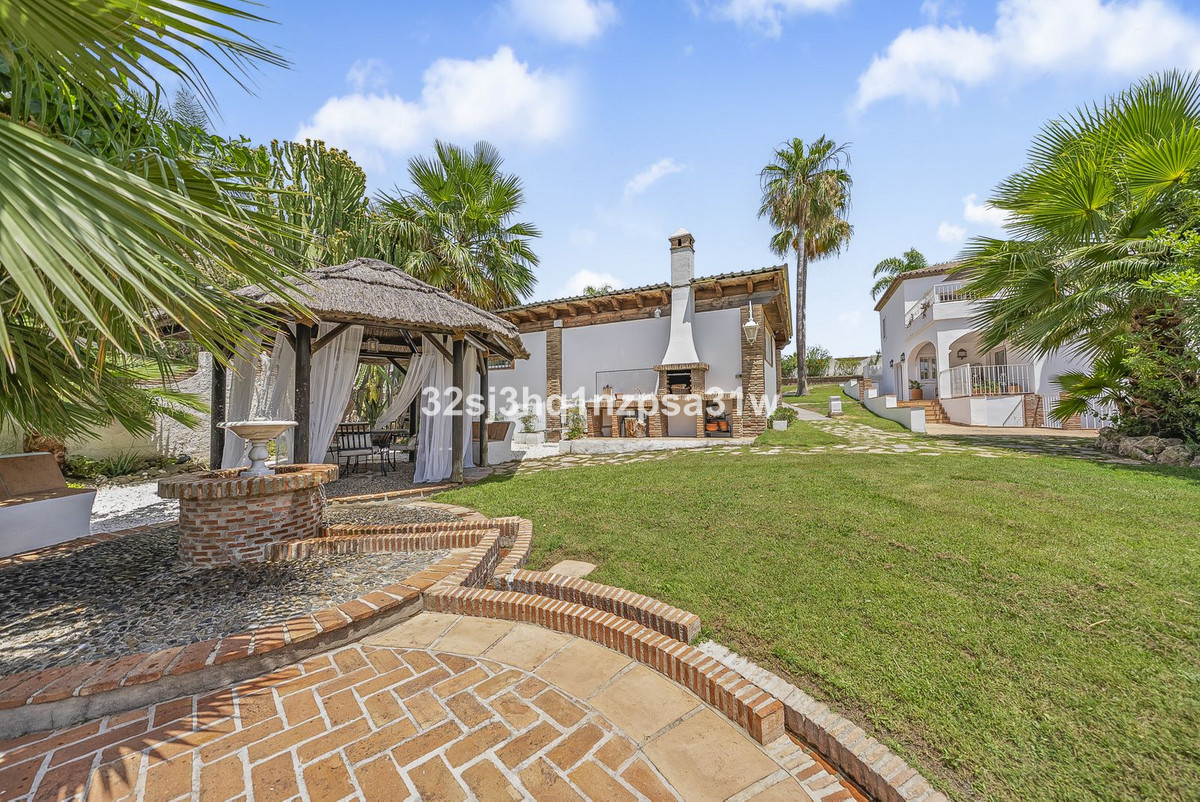 Huis te koop in Estepona | 6 slaapkamers H5423617
