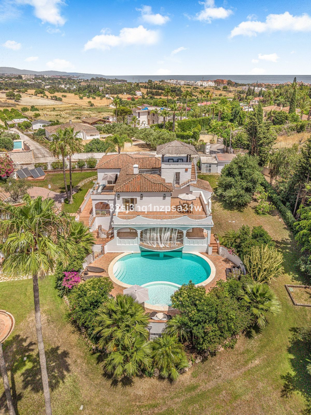 Huis te koop in Estepona | 6 slaapkamers H5423617