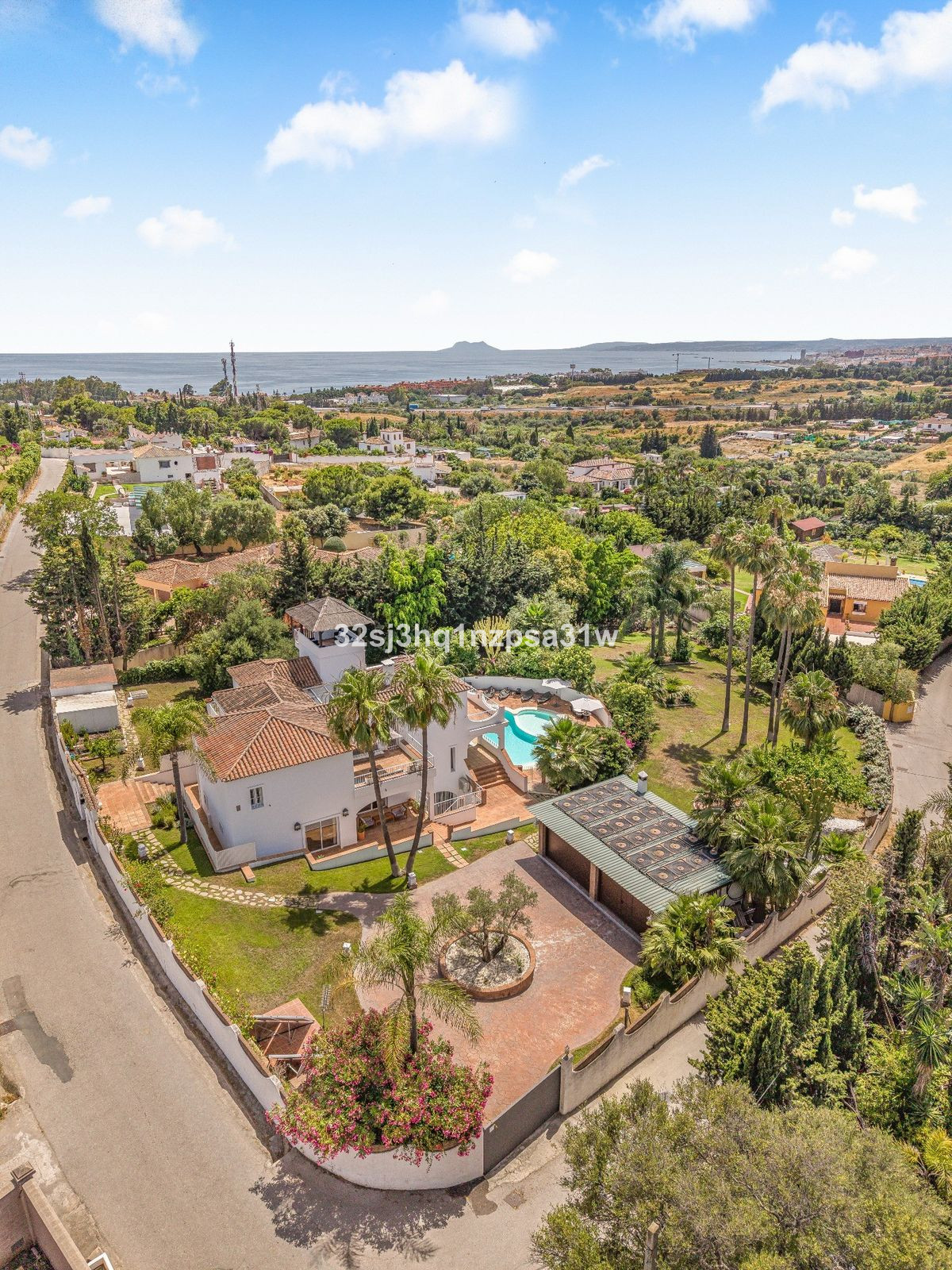 Huis te koop in Estepona | 6 slaapkamers H5423617