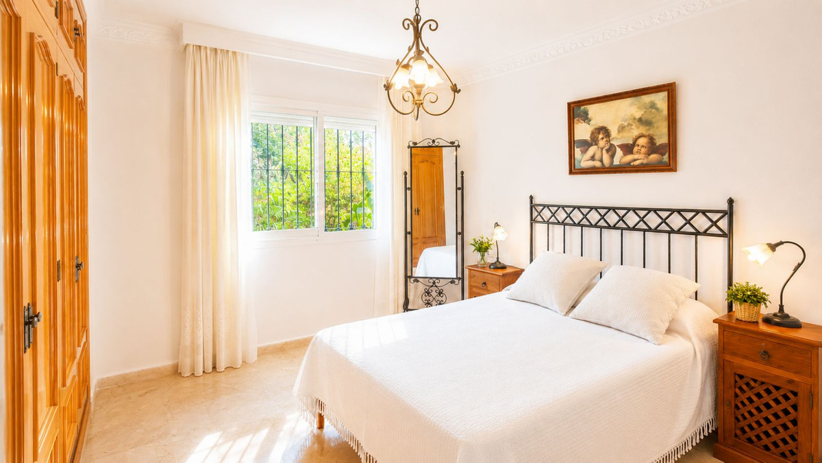 Huis te koop in Estepona | 3 slaapkamers H5423962