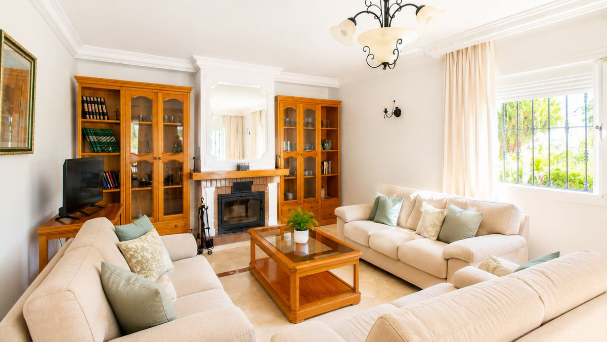 Huis te koop in Estepona | 3 slaapkamers H5423962