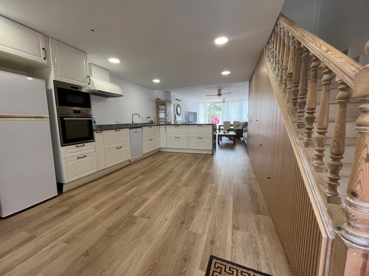 Huis te koop in Estepona | 3 slaapkamers H5424196