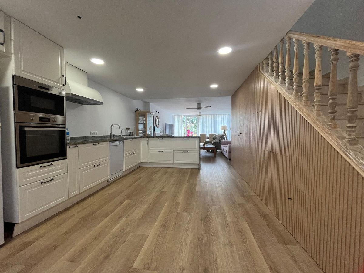 Huis te koop in Estepona | 3 slaapkamers H5424196