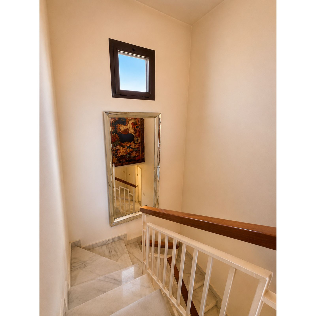 Appartement te koop in Estepona | 3 slaapkamers H5424322