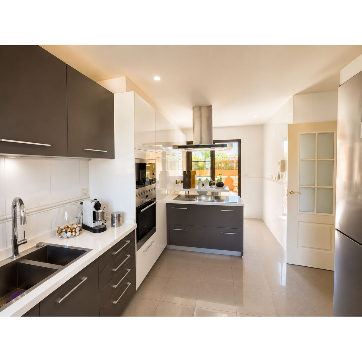 Appartement te koop in Estepona | 3 slaapkamers H5424322