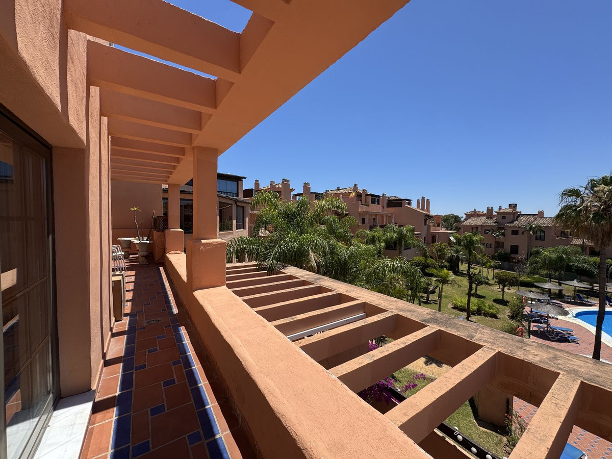 Appartement te koop in Estepona | 3 slaapkamers H5424322