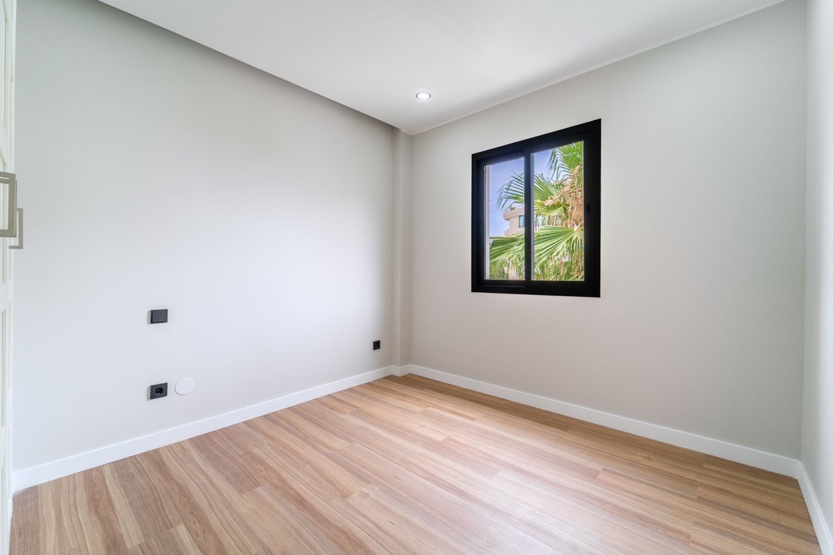 Huis te koop in Estepona | 4 slaapkamers H5427247