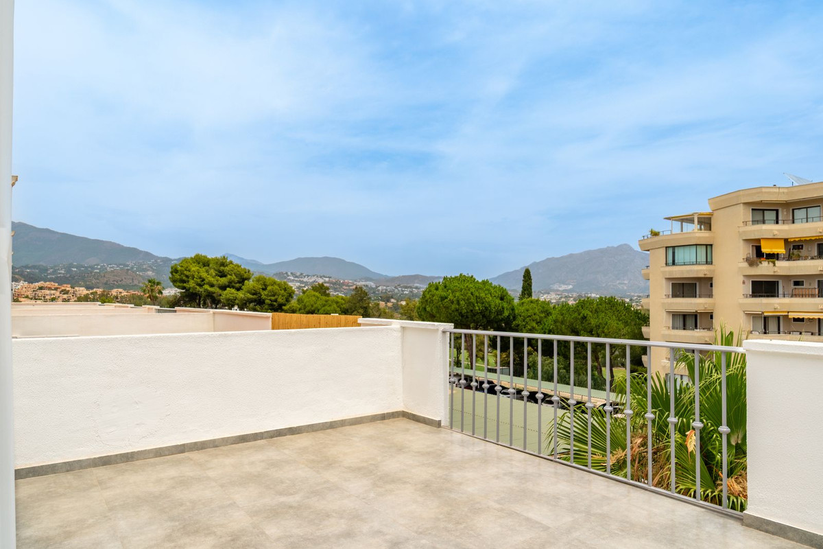 Huis te koop in Estepona | 4 slaapkamers H5427247