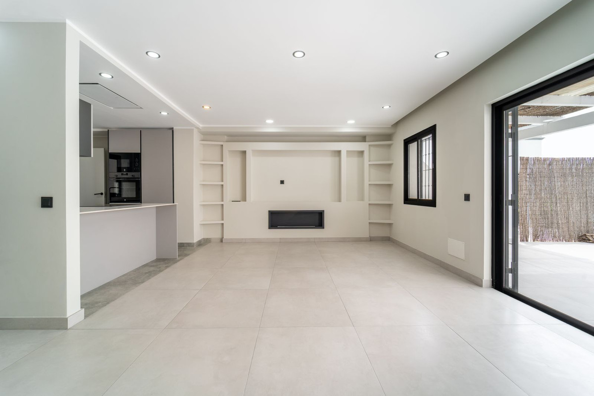 Huis te koop in Estepona | 4 slaapkamers H5427247