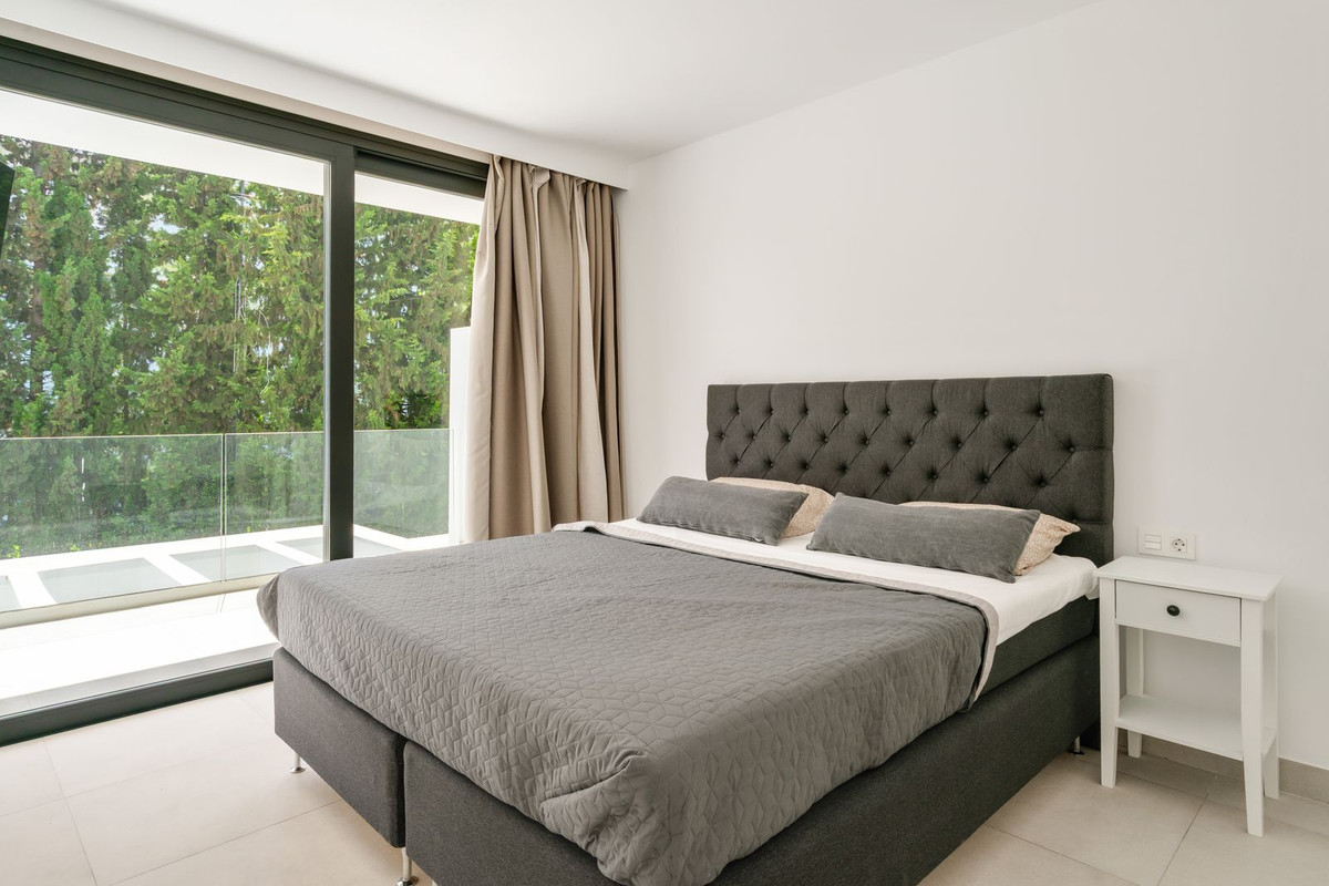 Huis te koop in Estepona | 4 slaapkamers H5427250