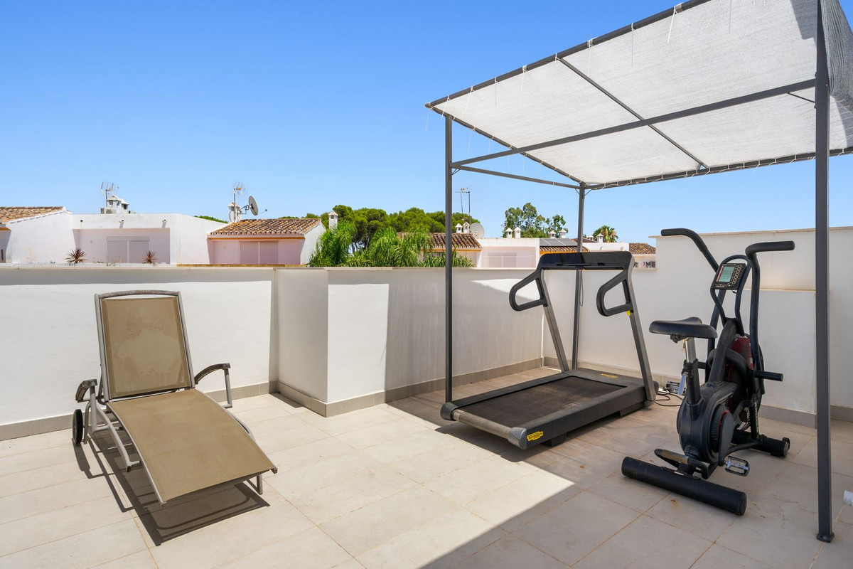 Huis te koop in Estepona | 4 slaapkamers H5427250