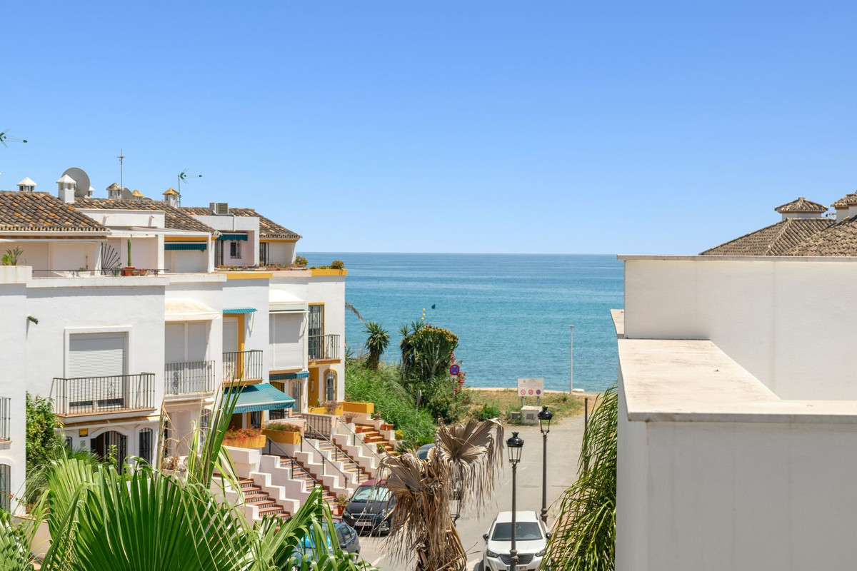 Huis te koop in Estepona | 4 slaapkamers H5427250