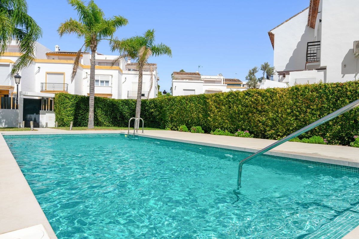 Huis te koop in Estepona | 4 slaapkamers H5427250