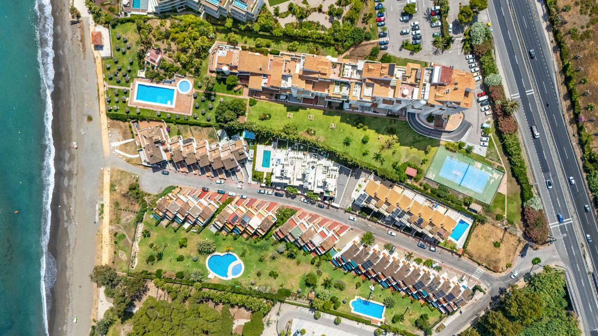 Huis te koop in Estepona | 4 slaapkamers H5427250