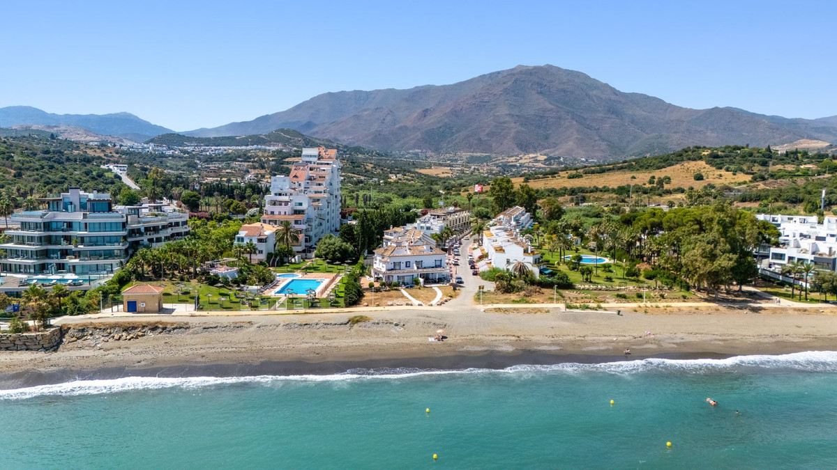 Huis te koop in Estepona | 4 slaapkamers H5427250