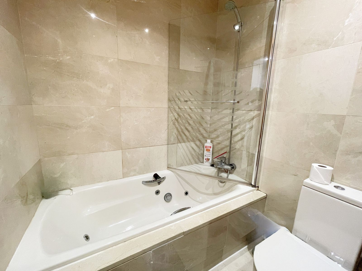 Huis te koop in Estepona | 3 slaapkamers H5427274
