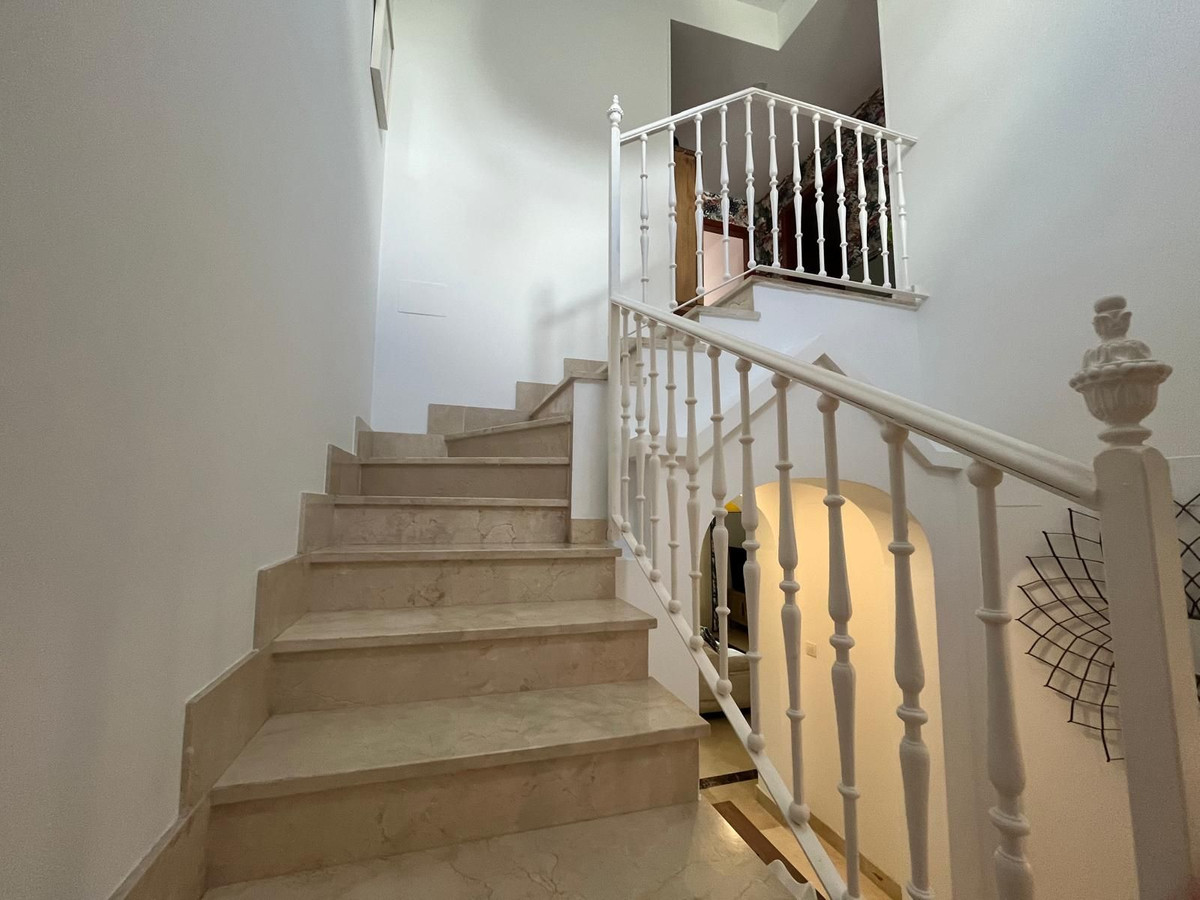 Huis te koop in Estepona | 3 slaapkamers H5427826