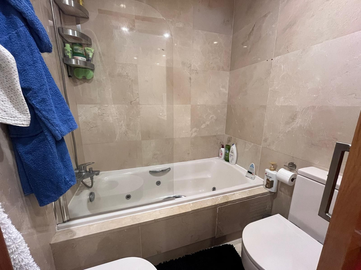 Huis te koop in Estepona | 3 slaapkamers H5427826