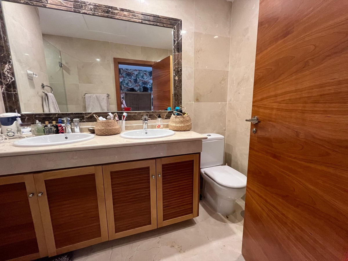 Huis te koop in Estepona | 3 slaapkamers H5427826