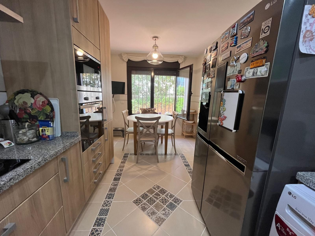 Huis te koop in Estepona | 3 slaapkamers H5427826