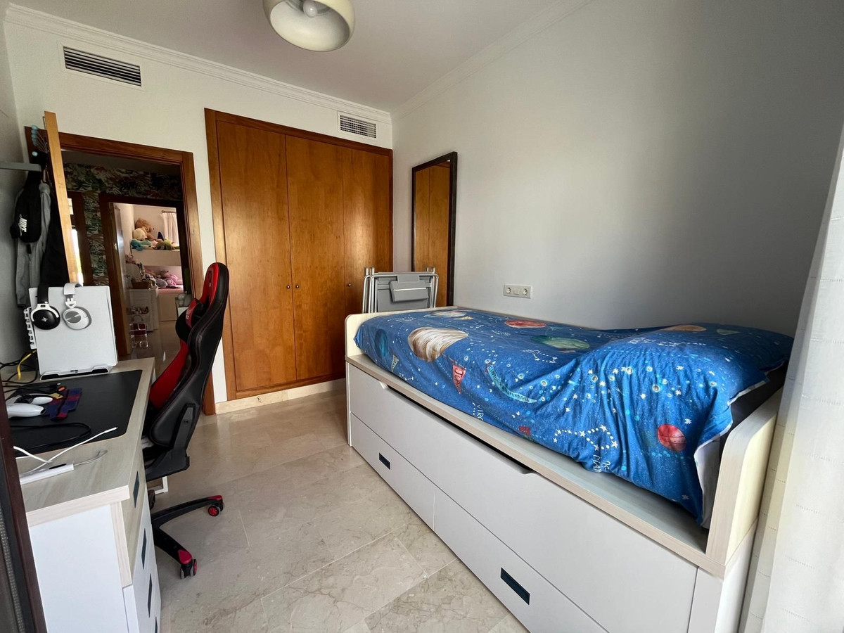 Huis te koop in Estepona | 3 slaapkamers H5427826
