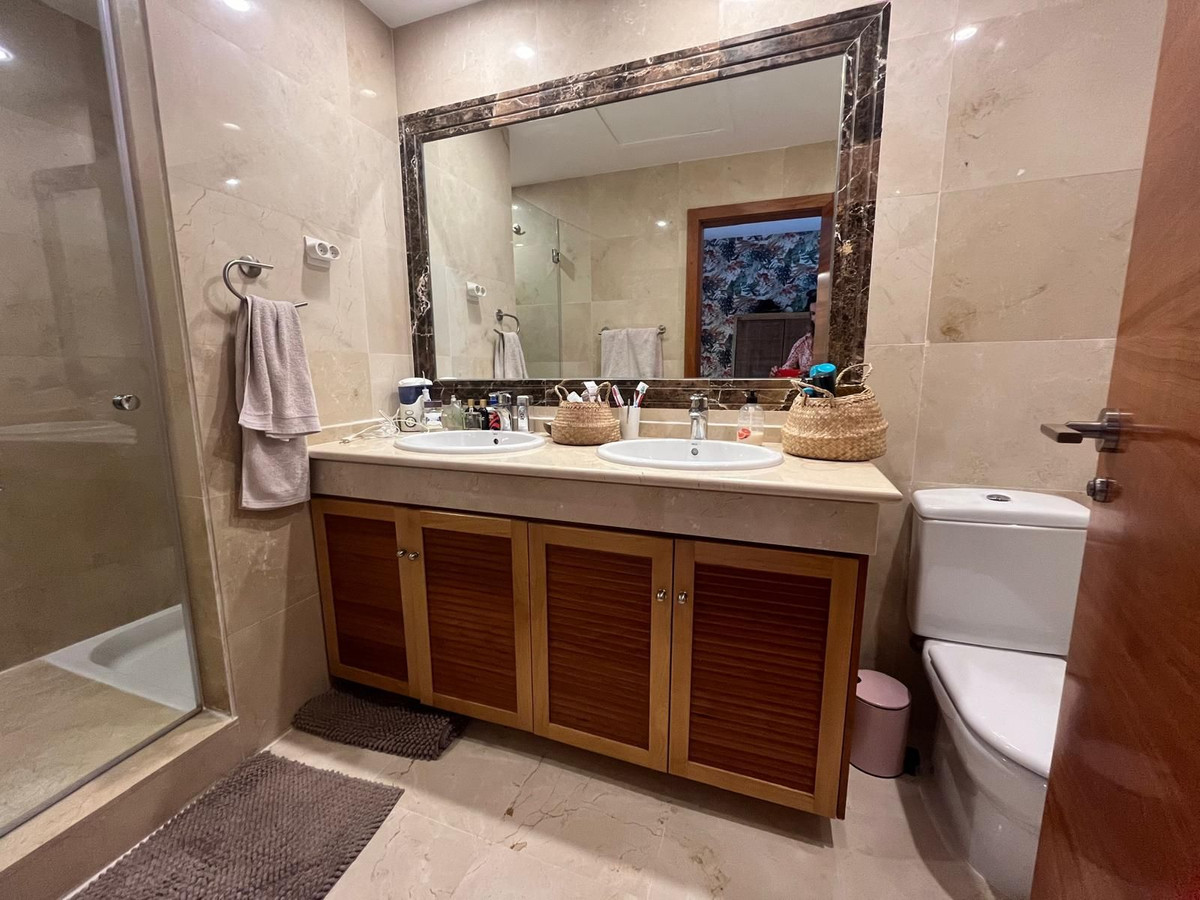 Huis te koop in Estepona | 3 slaapkamers H5427826