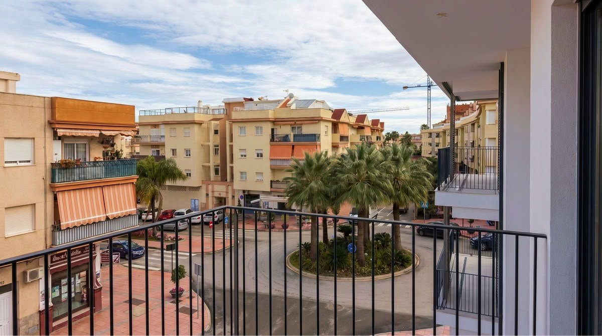 Appartement te koop in Estepona | 2 slaapkamers H5428033