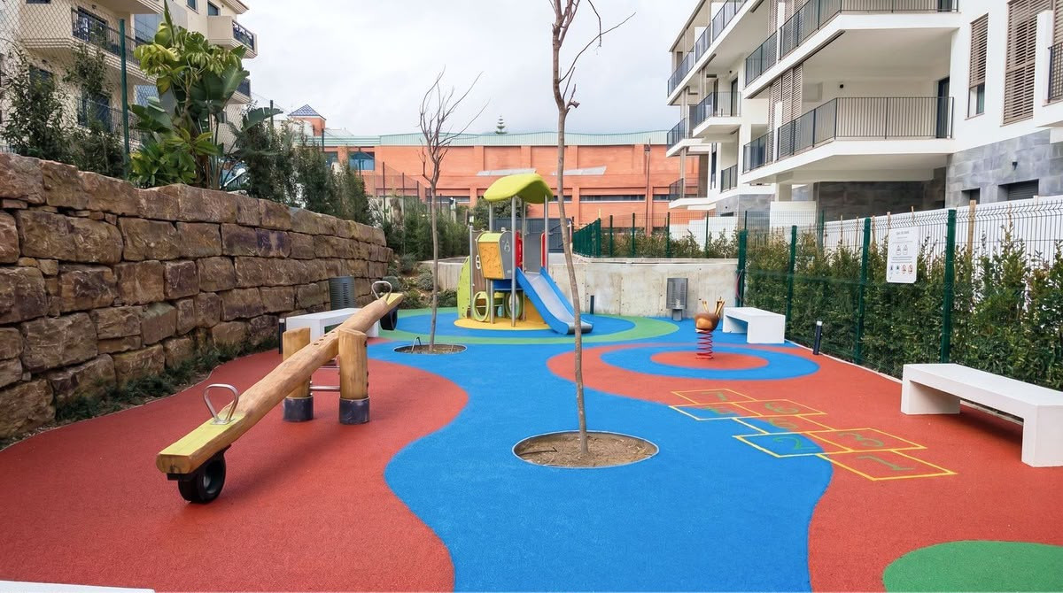 Appartement te koop in Estepona | 2 slaapkamers H5428033