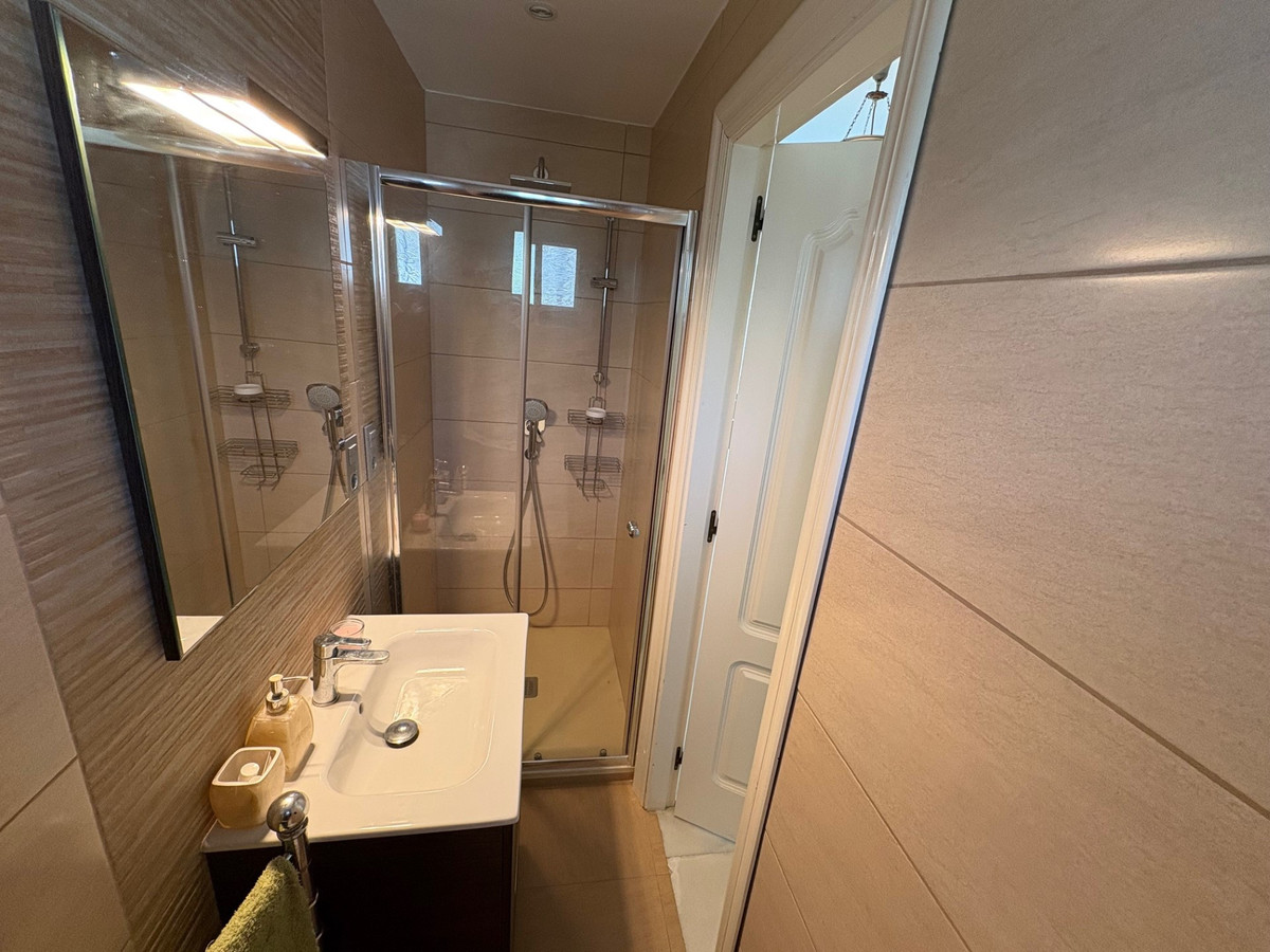 Huis te koop in Estepona | 3 slaapkamers H5428072