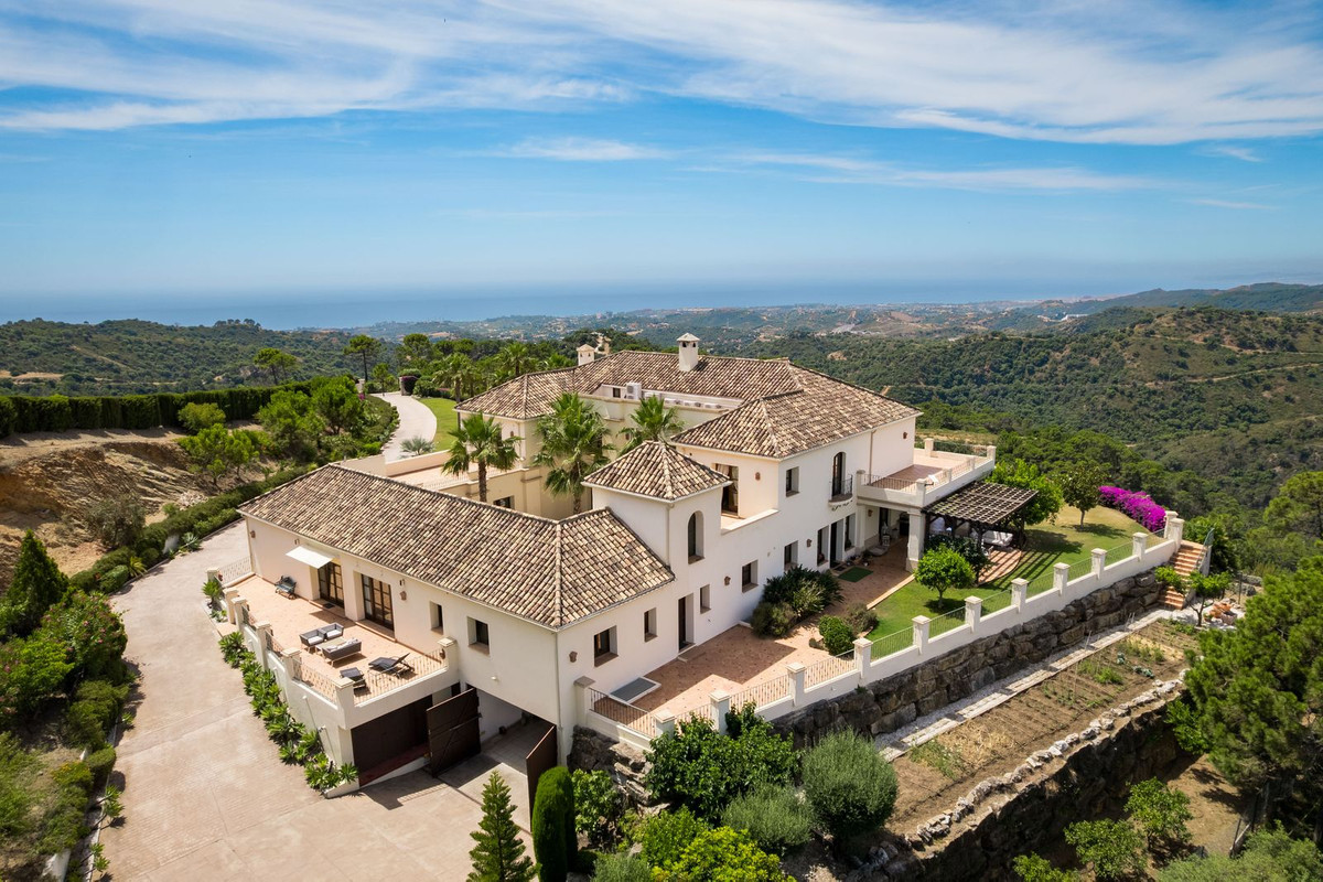 Huis te koop in Estepona | 5 slaapkamers H5429527