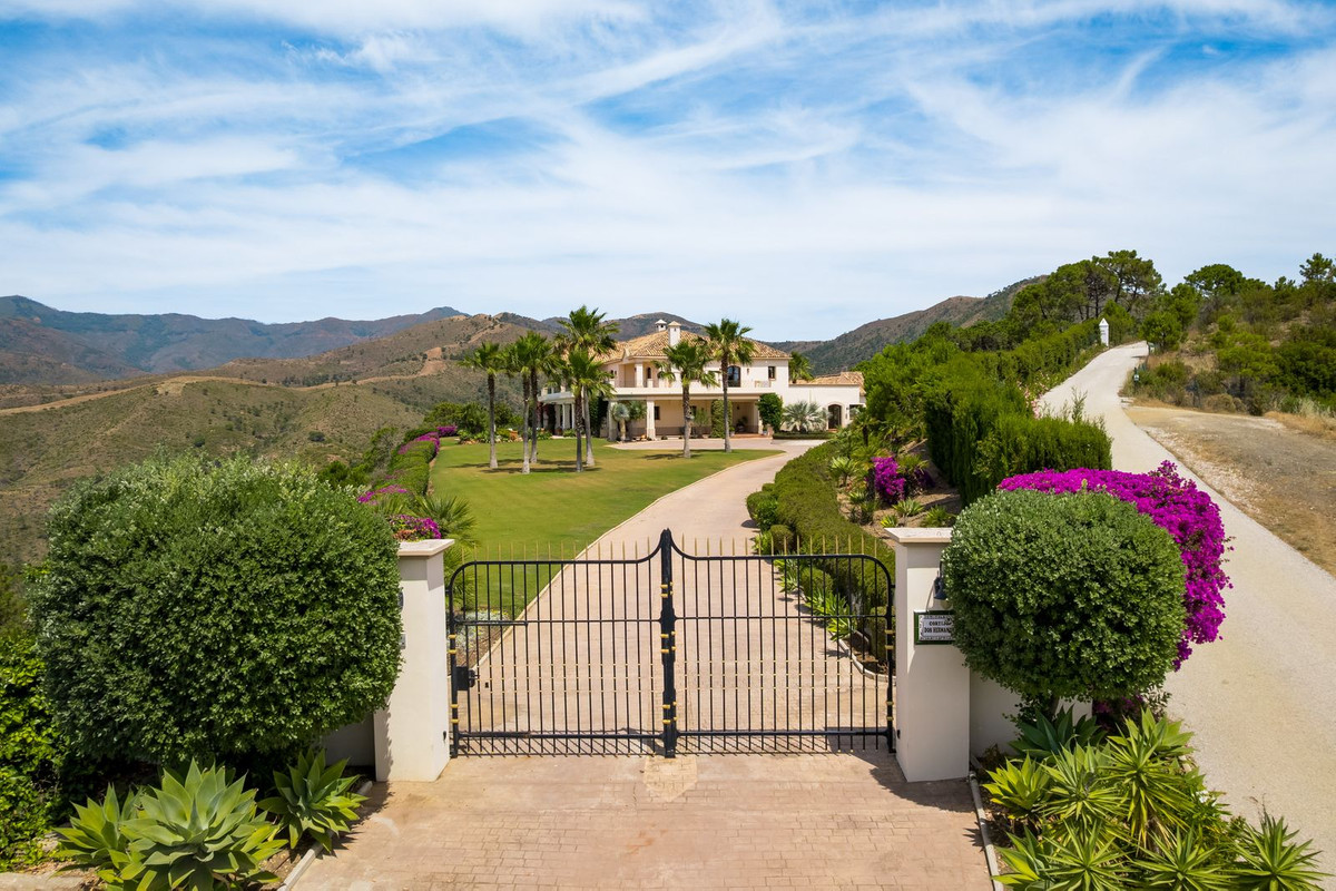 Huis te koop in Estepona | 5 slaapkamers H5429527