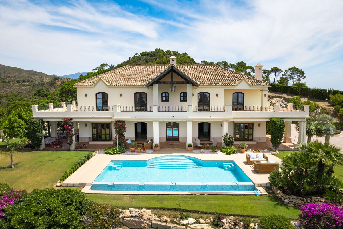Huis te koop in Estepona | 5 slaapkamers H5429527