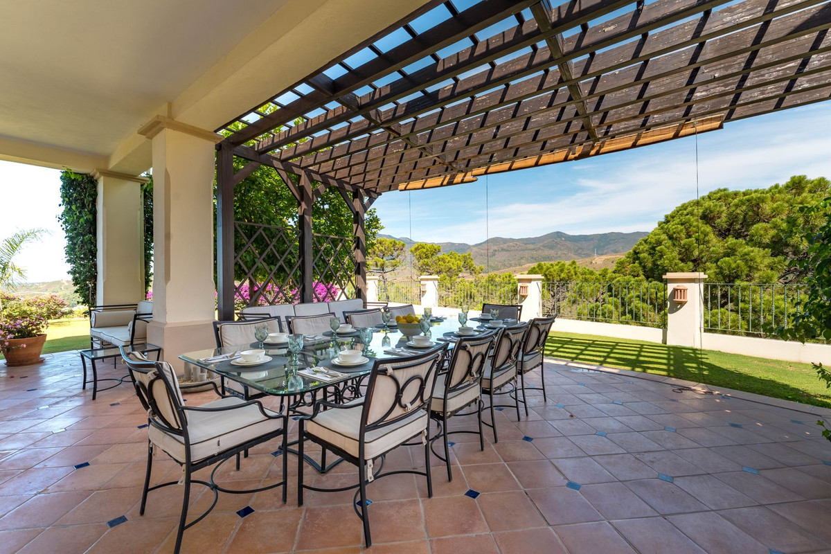 Huis te koop in Estepona | 5 slaapkamers H5429527