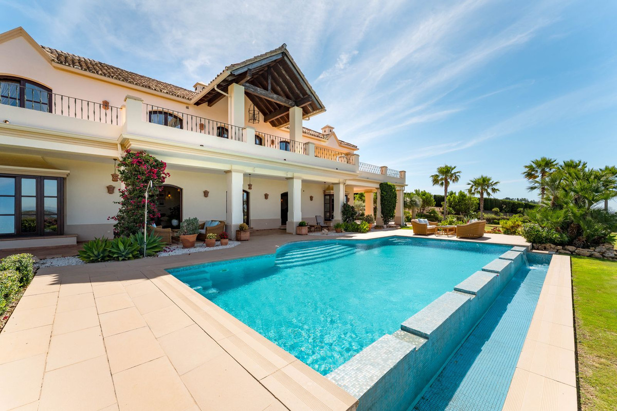 Huis te koop in Estepona | 5 slaapkamers H5429527