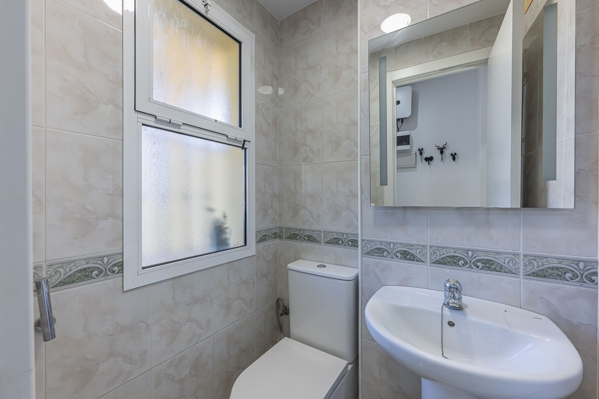 Appartement te koop in Estepona | 3 slaapkamers H5430292
