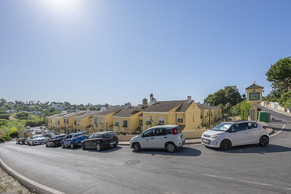 Appartement te koop in Estepona | 3 slaapkamers H5430292