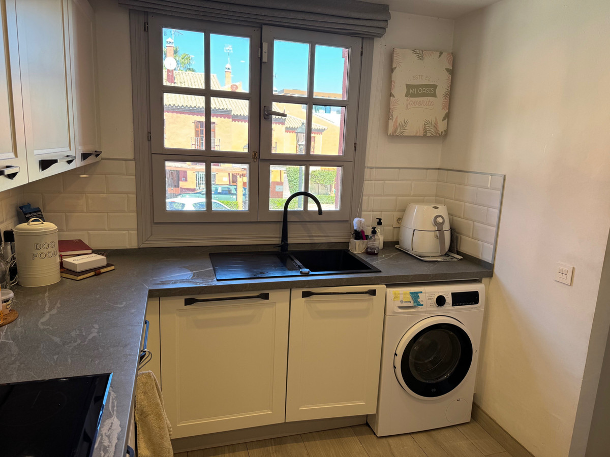 Huis te koop in Estepona | 3 slaapkamers H5431387