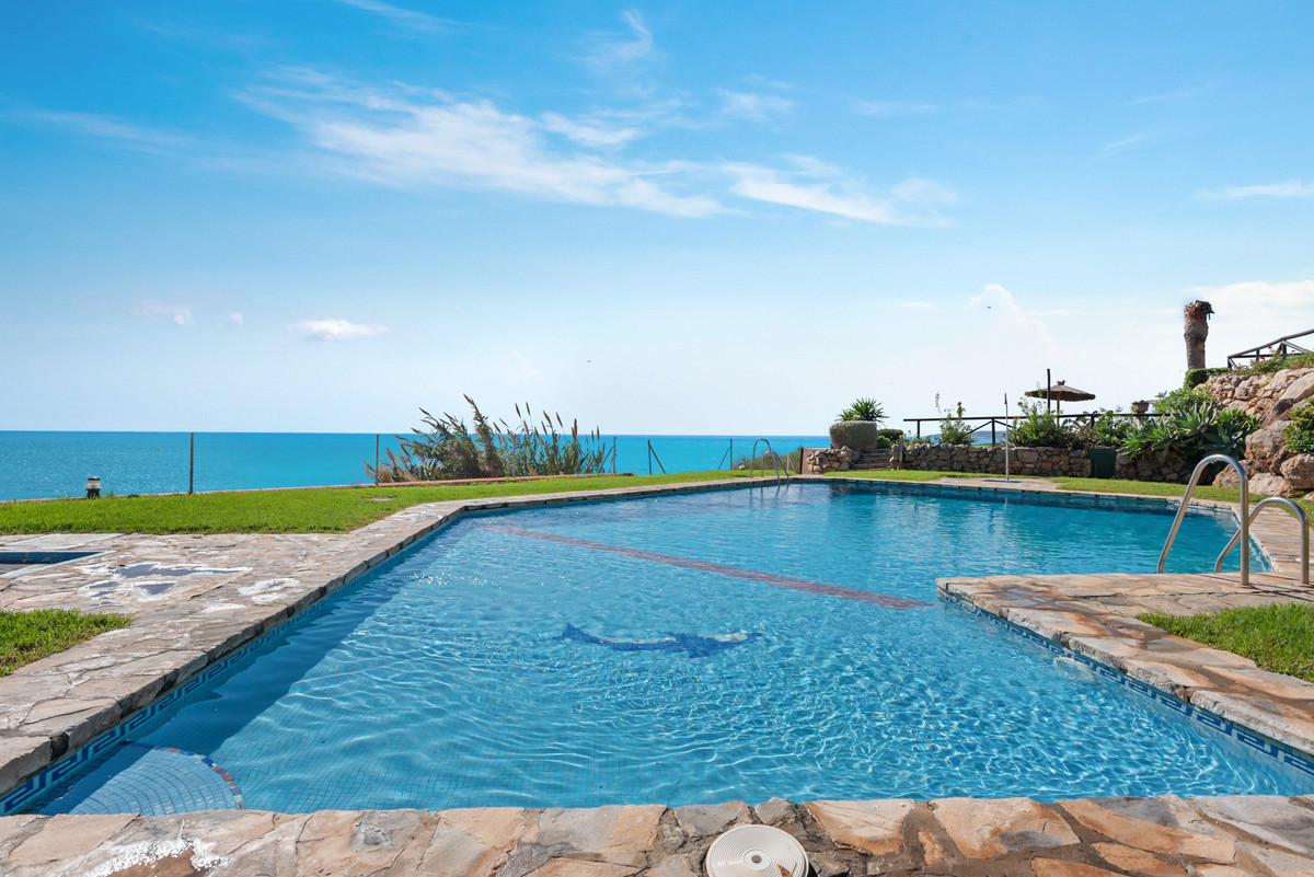 Huis te koop in Estepona | 3 slaapkamers H5431387