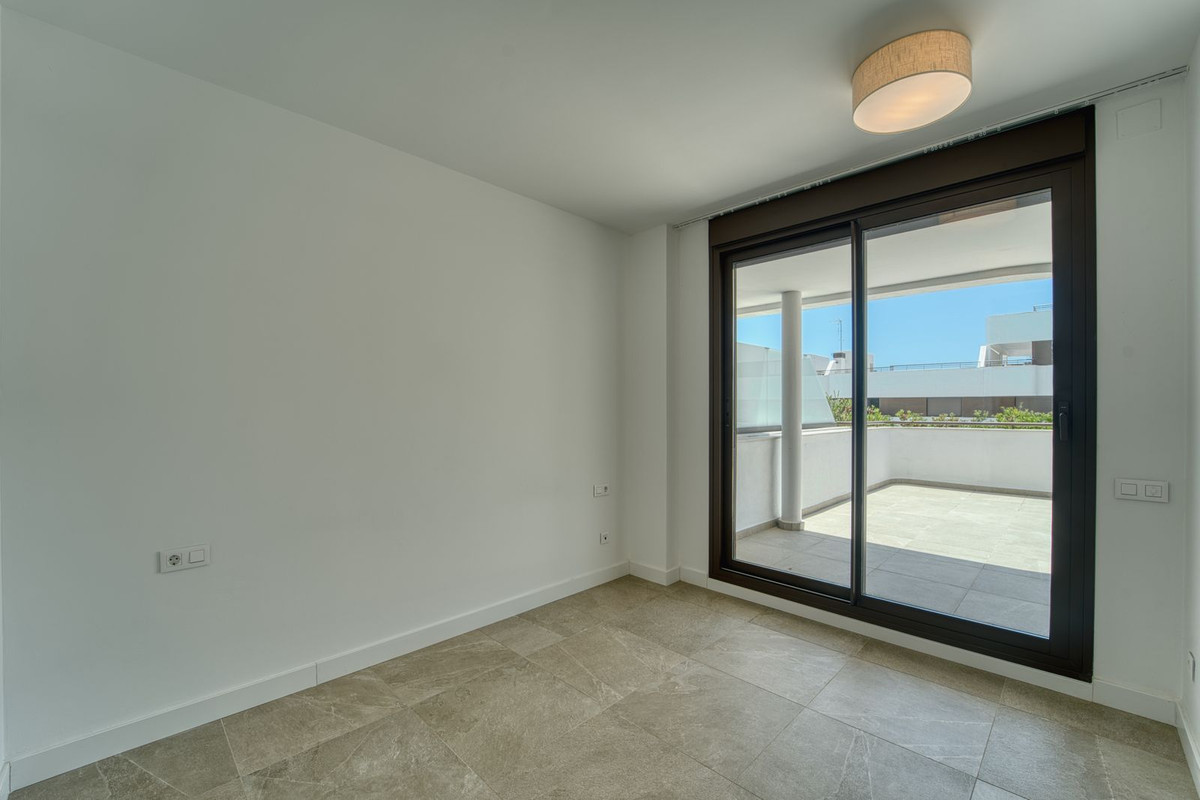 Huis te koop in Estepona | 2 slaapkamers H5432158