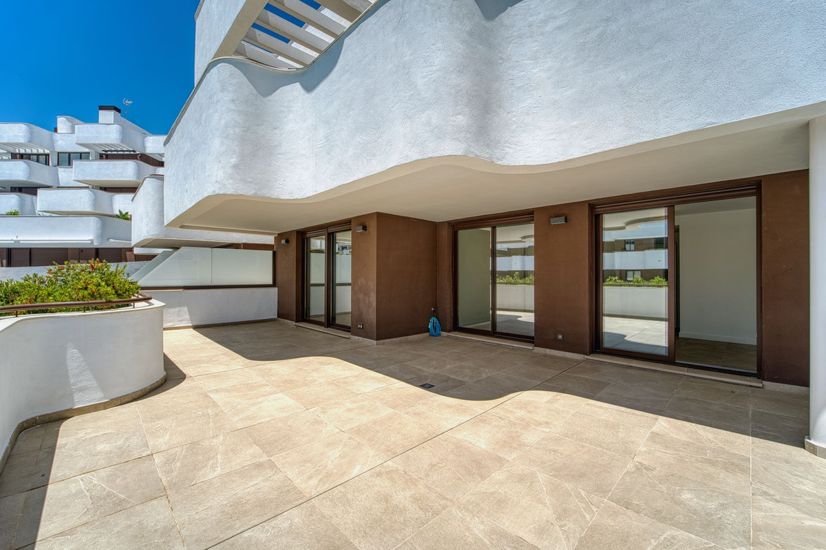 Huis te koop in Estepona | 2 slaapkamers H5432158