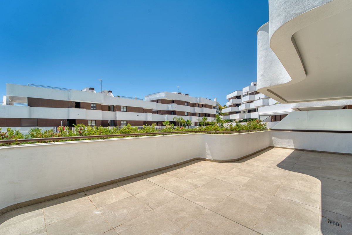 Huis te koop in Estepona | 2 slaapkamers H5432158