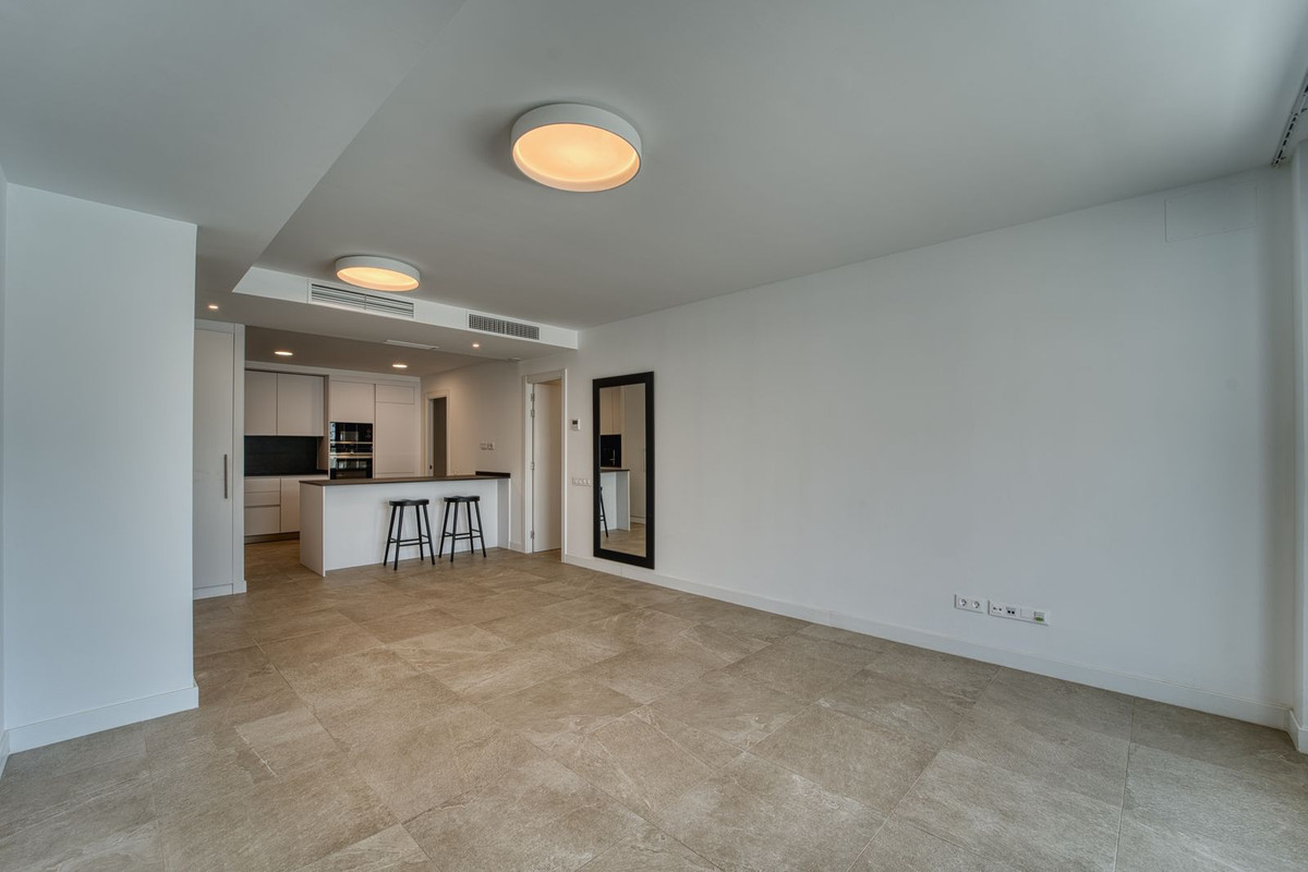Huis te koop in Estepona | 2 slaapkamers H5432158