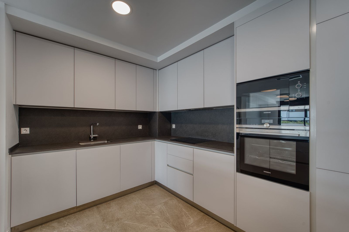 Huis te koop in Estepona | 2 slaapkamers H5432158