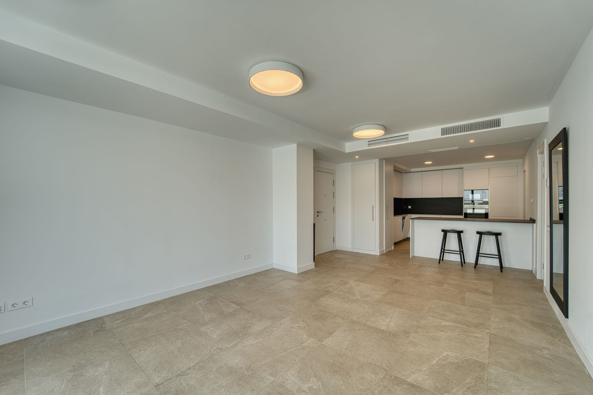 Huis te koop in Estepona | 2 slaapkamers H5432158